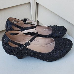 Lucita Girl's Black Dress Shoes Size 2